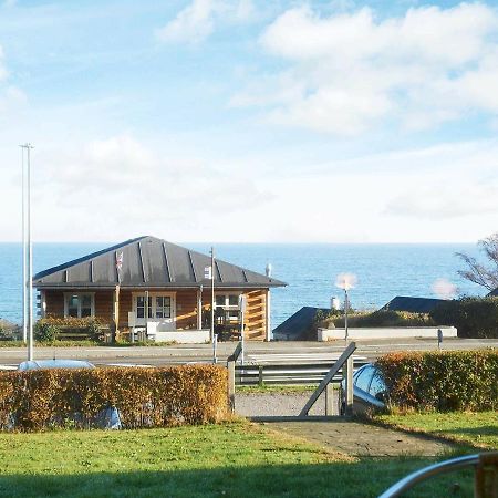 4 Person Holiday Home In Allinge Екстериор снимка