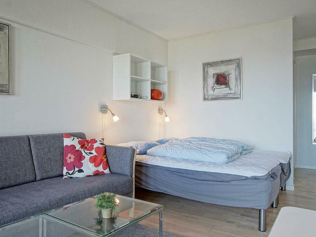 4 Person Holiday Home In Allinge Екстериор снимка